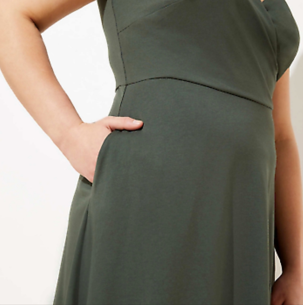NWT LOFT DRESS - Picture 4 of 4